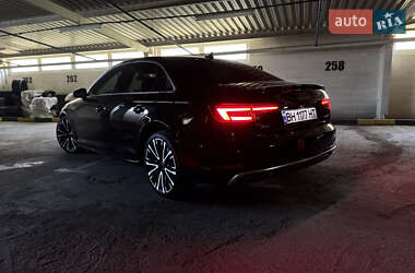 Седан Audi A4 2019 в 