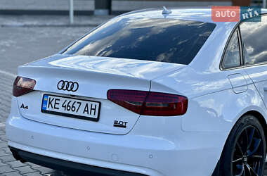 Седан Audi A4 2012 в 