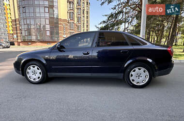 Седан Audi A4 2003 в 