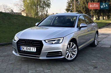 Седан Audi A4 2015 в 