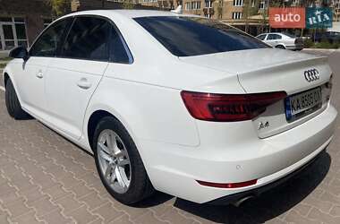 Седан Audi A4 2015 в 