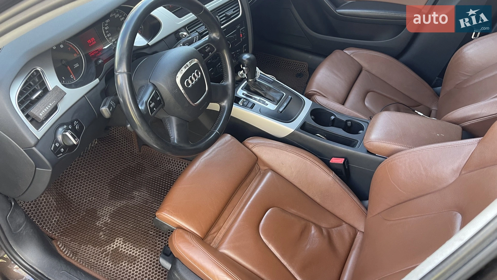 2011 Audi A4 - мініатюра 2