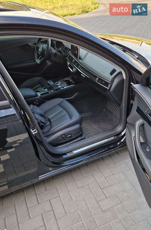 Седан Audi A4 2016 в Кропивницькому