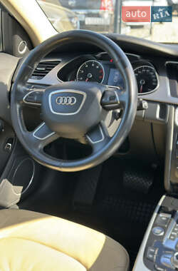 Седан Audi A4 2014 в 