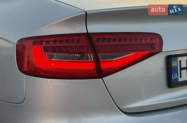 Седан Audi A4 2013 в 