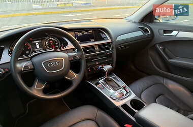 Седан Audi A4 2013 в 