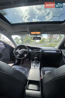 Седан Audi A4 2012 в 