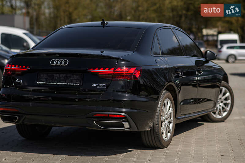 Седан Audi A4 2019 в Львове