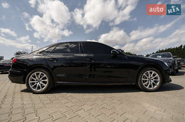 Седан Audi A4 2019 в 