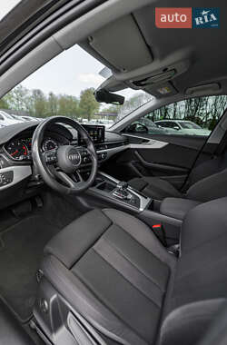 Седан Audi A4 2019 в 