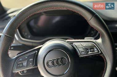 Седан Audi A4 2017 в 