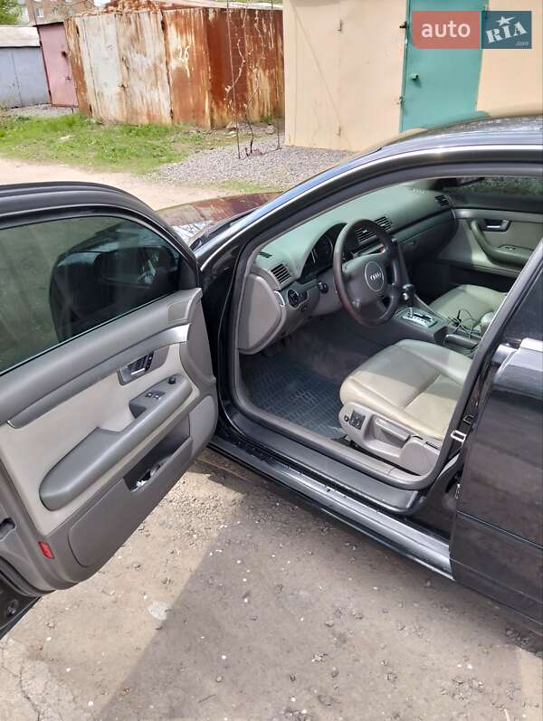 Седан Audi A4 2004 в Белой Церкви