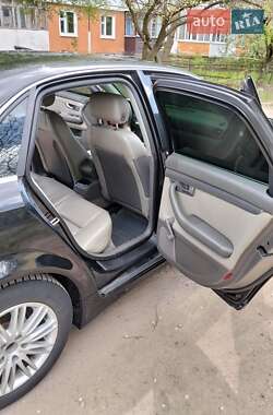 Седан Audi A4 2004 в 