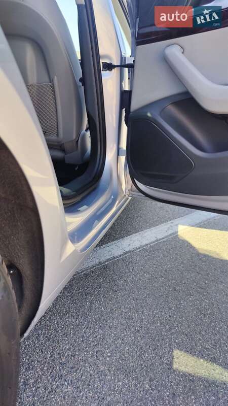 Седан Audi A4 2018 в Ивано-Франковске фото 22 Седан Audi A4 2018 в Ивано-Франковске