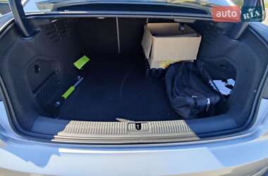 Седан Audi A4 2018 в 