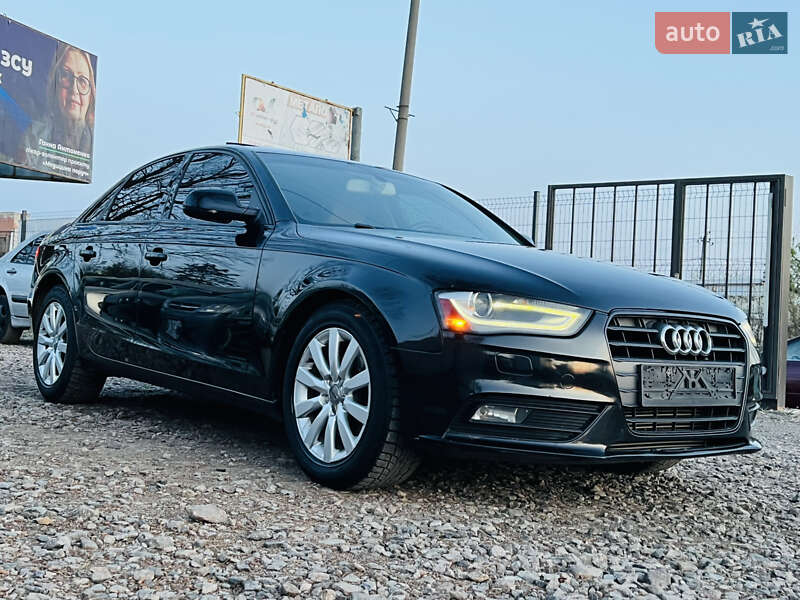 Седан Audi A4 2012 в Харькове