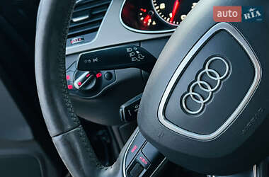 Седан Audi A4 2012 в 