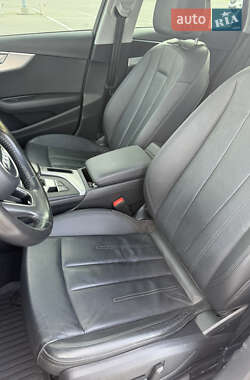 Седан Audi A4 2016 в 