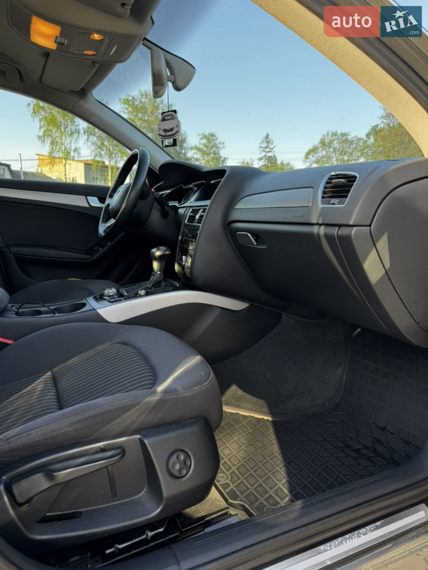 2012 Audi A4 - мініатюра 10