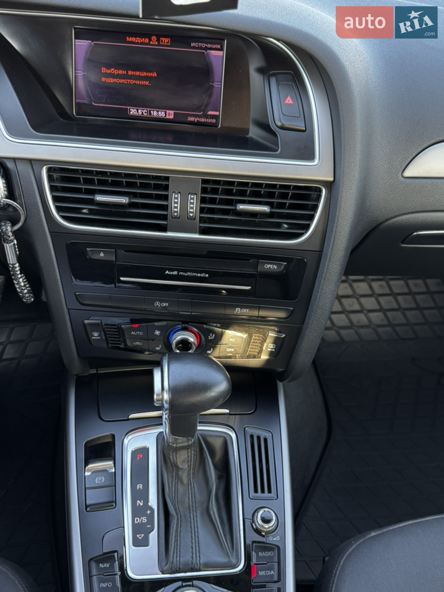 2012 Audi A4 - мініатюра 22