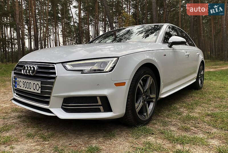 Седан Audi A4 2017 в Ровно