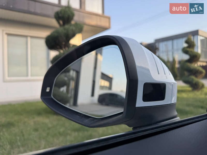 Седан Audi A4 2020 в Києві