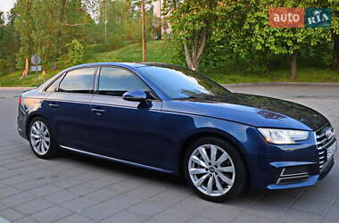 Седан Audi A4 2017 в 