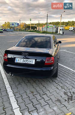Седан Audi A4 2000 в 