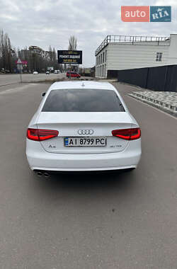 Седан Audi A4 2015 в 