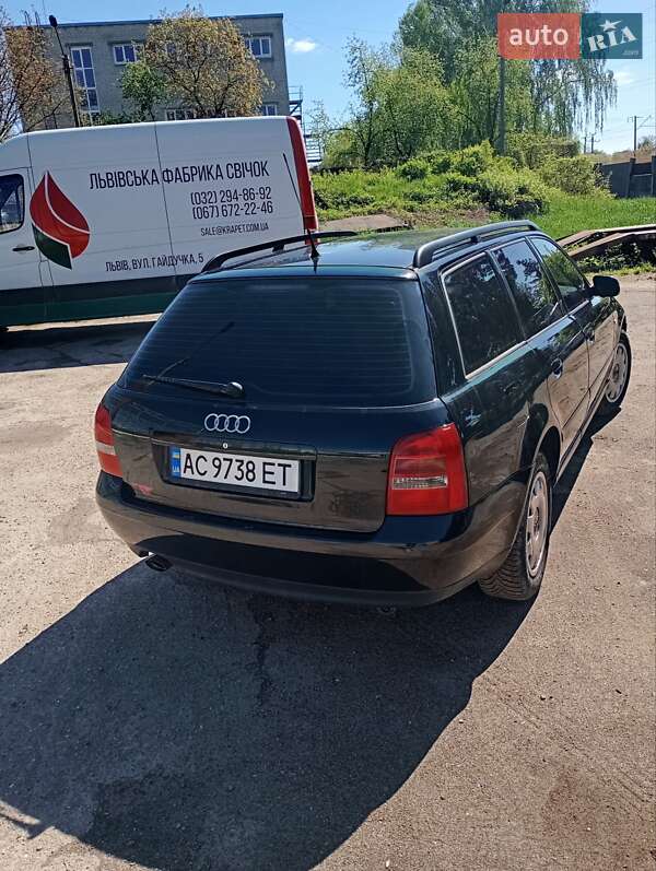 Універсал Audi A4 2000 в Львові