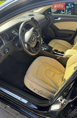 Седан Audi A4 2014 в 