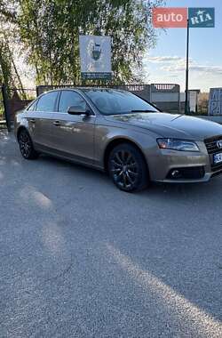 Седан Audi A4 2010 в 