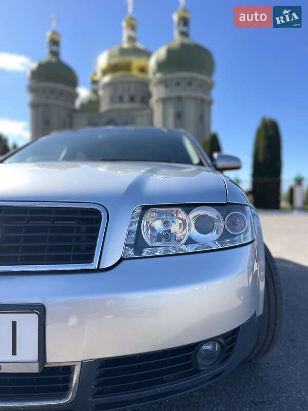 Седан Audi A4 2002 в Дубні