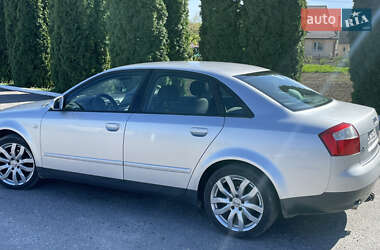 Седан Audi A4 2002 в Дубні