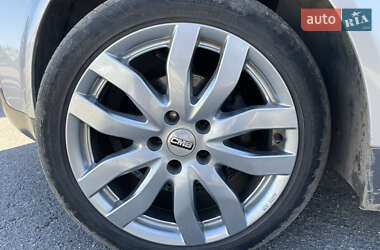 Седан Audi A4 2002 в Дубні