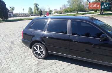Универсал Audi A4 1998 в 