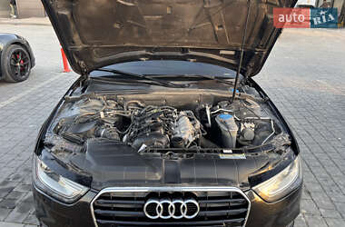 Седан Audi A4 2012 в 