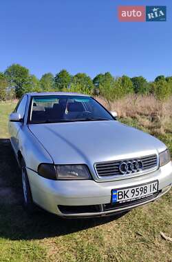 Седан Audi A4 1999 в 