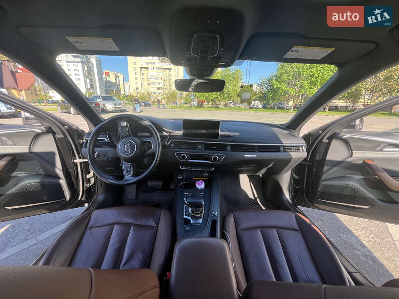 Седан Audi A4 2017 в Ивано-Франковске