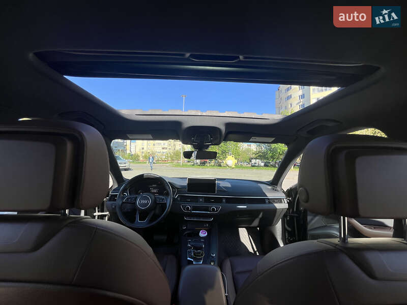 Седан Audi A4 2017 в Ивано-Франковске