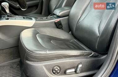 Седан Audi A4 2012 в 