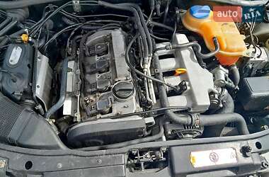 Седан Audi A4 1999 в 
