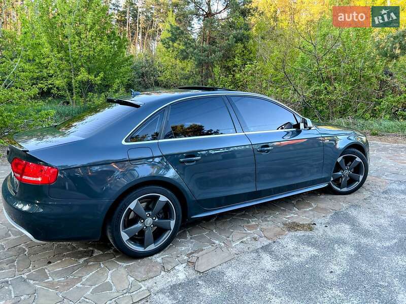 Седан Audi A4 2011 в Киеве