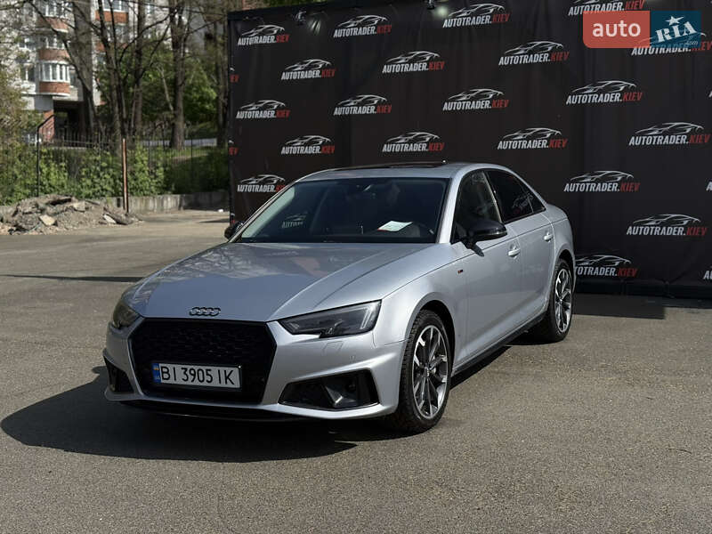 Седан Audi A4 2018 в 