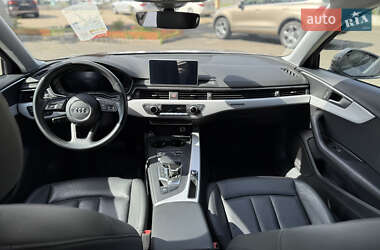 Седан Audi A4 2018 в 