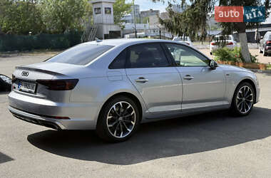 Седан Audi A4 2018 в 