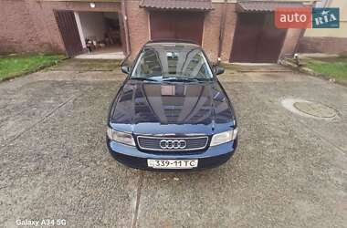 Седан Audi A4 1996 в 