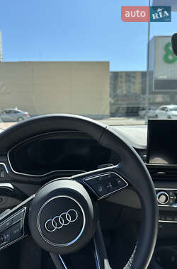 Седан Audi A4 2024 в 