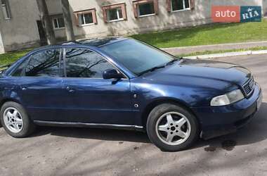 Седан Audi A4 1995 в 