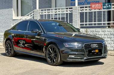 Седан Audi A4 2014 в 
